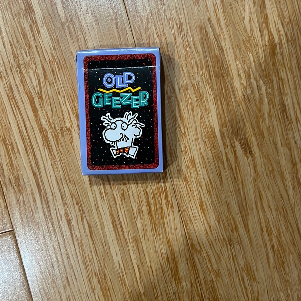 OLD
GEEZER cards